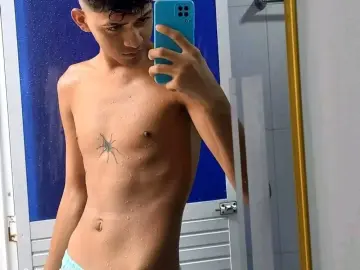 Watch Live Sex Cams with BabyBluex19 - Imlive