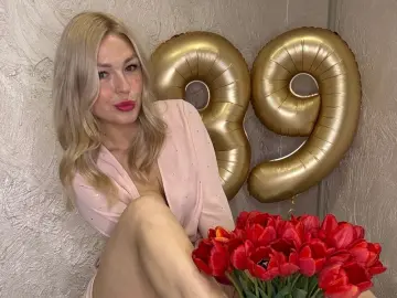 Live Porn with HelenOneLove - Imlive