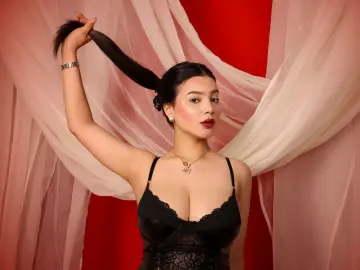Live Sex Cam with KiaraClark - Imlive