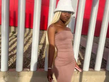 Live Sex Cam with Nova_HL - Imlive
