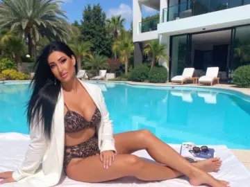 Nude Webcam with MaryTia29 - Imlive