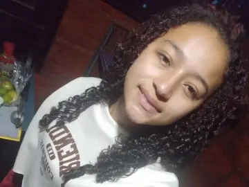 Best live sex cam show with AntonelaBlazeLuv - Imlive