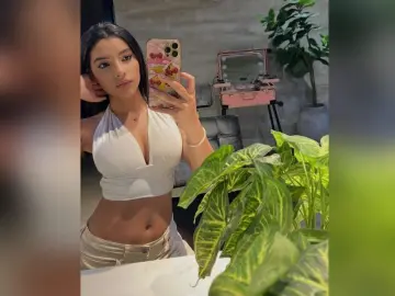 Best live sex cam show with BiancaDream - Imlive