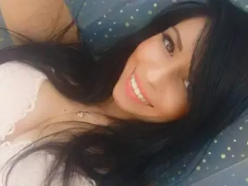 Free Porn Cam with Alexania - Imlive