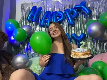 Adult Webcams with EmmaCruz - Imlive