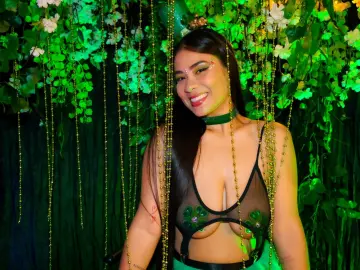 Free Porn Cam with Zahara_Fox - Imlive