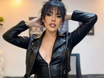 Adult Webcam with RoxiePhuket - Imlive
