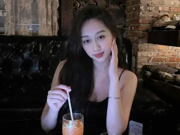 Best live sex cam show with Bee2003 - Imlive