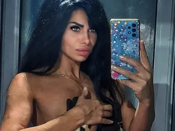 Best live sex cam show with SelennaDream - Imlive