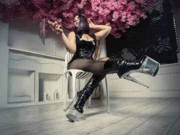 Live Porn with AnnaHarmonie - Livejasmin