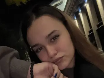 Adult Webcam with BarbaraColon - Livejasmin