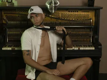 Watch Live Sex Cams with DenielTaylor - Livejasmin