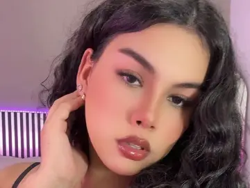 Nude Webcam with AlissCute - Livejasmin