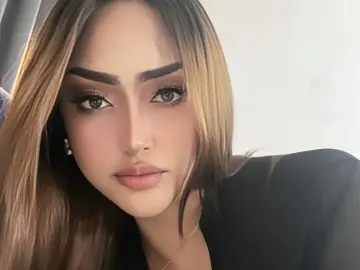 Sex Chat with BellaDaza - Livejasmin