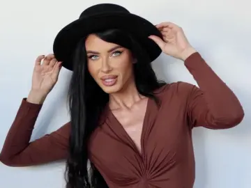 Sex Cam with EkaterinaKirova - Livejasmin