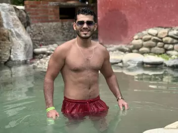 Watch Live Sex Cams with RyanPeace - Livejasmin