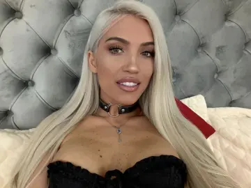 Sex Cam with ElsaPressley - Livejasmin