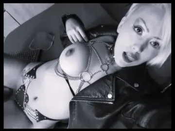 Best live sex cam show with BrigittePassion - Livejasmin