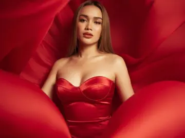 Sex Chat with YasmineFruahwald - Livejasmin