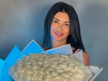 Private Sex Chat with EmmaLevis - Livejasmin