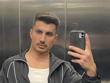 Adult Webcams with Yorsh - Livejasmin