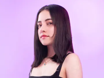 Free Live Porn with LunaBelleth - Livejasmin