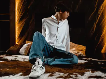 Free Porn Cam with MarkBranston - Livejasmin