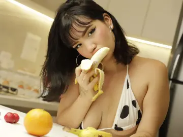 Watch Live Sex Cams with MellyDilucas - Livejasmin