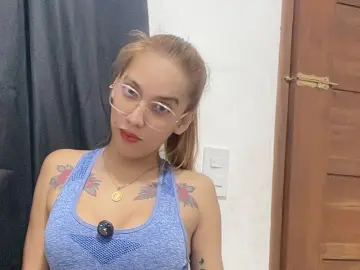 Best Webcam with AngelaYu - Livejasmin