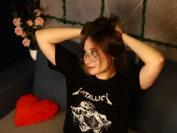 Adult Webcams with VikaCherry - Livejasmin