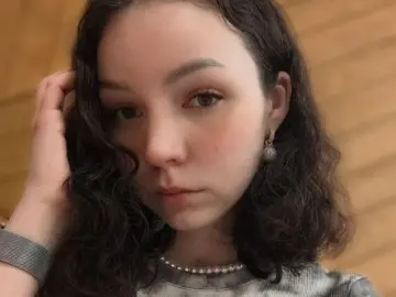 Sex Cam with CicelyPlayer - Livejasmin