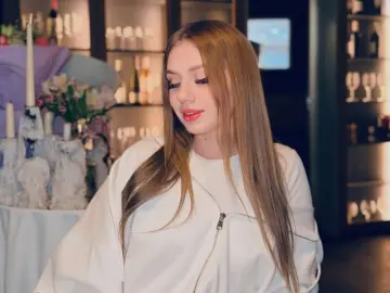 Watch Live Sex Cams with SofiaHemken - Livejasmin