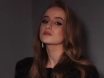 Free Live Porn with SavinaMinosi - Livejasmin