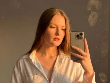 Live Sex Cam with MarvaMalouff - Livejasmin