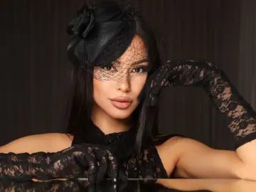 Sex Chat with CarlaNichols - Livejasmin