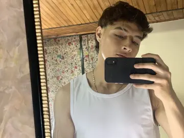 Nude Webcam with LiamAndrewz - Livejasmin