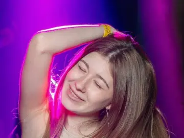 Live Sex Cam with KateBlossom - Livejasmin