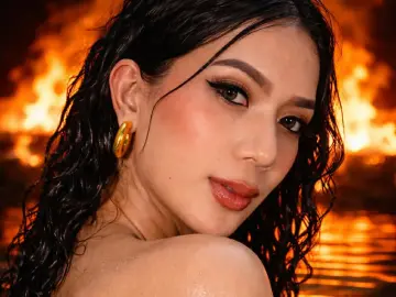 Watch Live Sex Cams with SelenaStar - Livejasmin