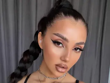 Free Porn Cam with LeonidaAbdon - Livejasmin