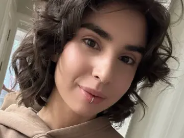 Watch Live Sex Cams with LillianKnight - Livejasmin