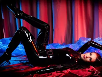 Live Sex with LunaMagistra - Livejasmin