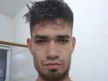 Adult Video Chat with AlbertoGuerrero - Livejasmin