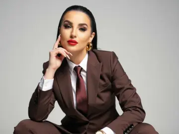 Watch Live Sex Cams with VivianReeve - Livejasmin