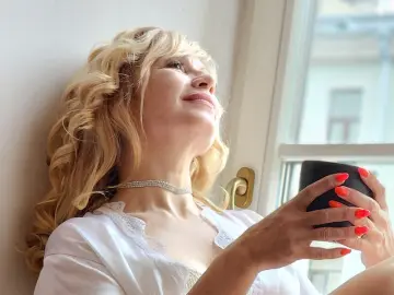 Watch Live Sex Cams with MillenaWhity - Livejasmin