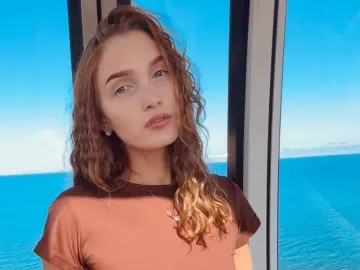 Free Porn Cam with AlbinaFichtner - Livejasmin