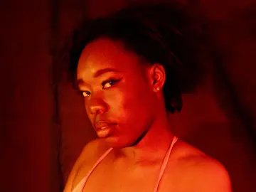 Watch Live Sex Cams with YazaraEvans - Livejasmin