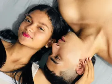 Best live sex cam show with BlakeAndJess - Livejasmin