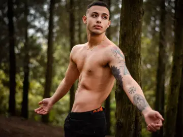 Private Sex Chat with AUSTINCL - Livejasmin