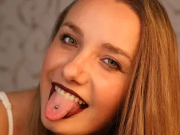 Live Sex Cam with BelleCox - Livejasmin