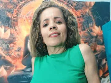 Live Porn with AngieNowak - Livejasmin